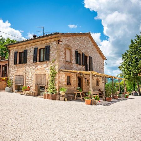 Agriturismo Il Castellaro Sassoferrato Kültér fotó