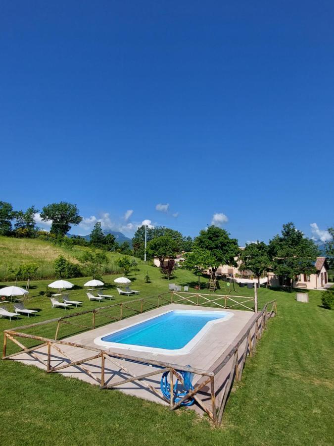 Agriturismo Il Castellaro Sassoferrato Kültér fotó