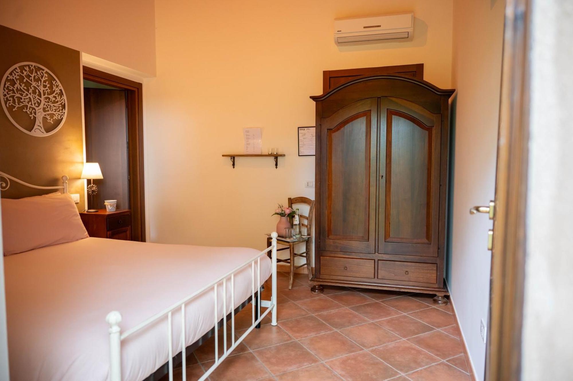 Agriturismo Il Castellaro Sassoferrato Kültér fotó